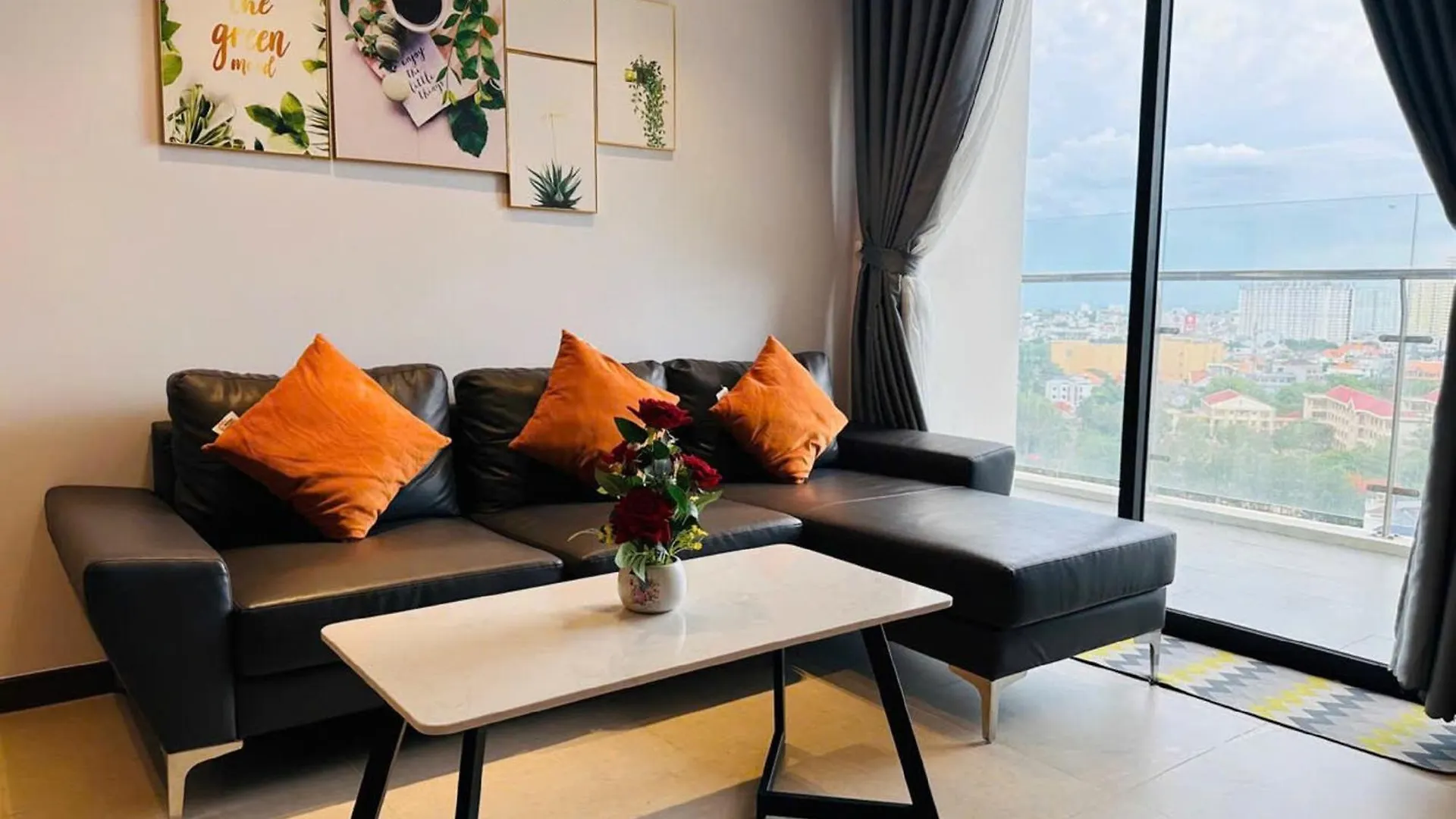 Nha Cua Mang - Csj Tower Bai Sau Vung Tau Apartment 0*,  Vietnam