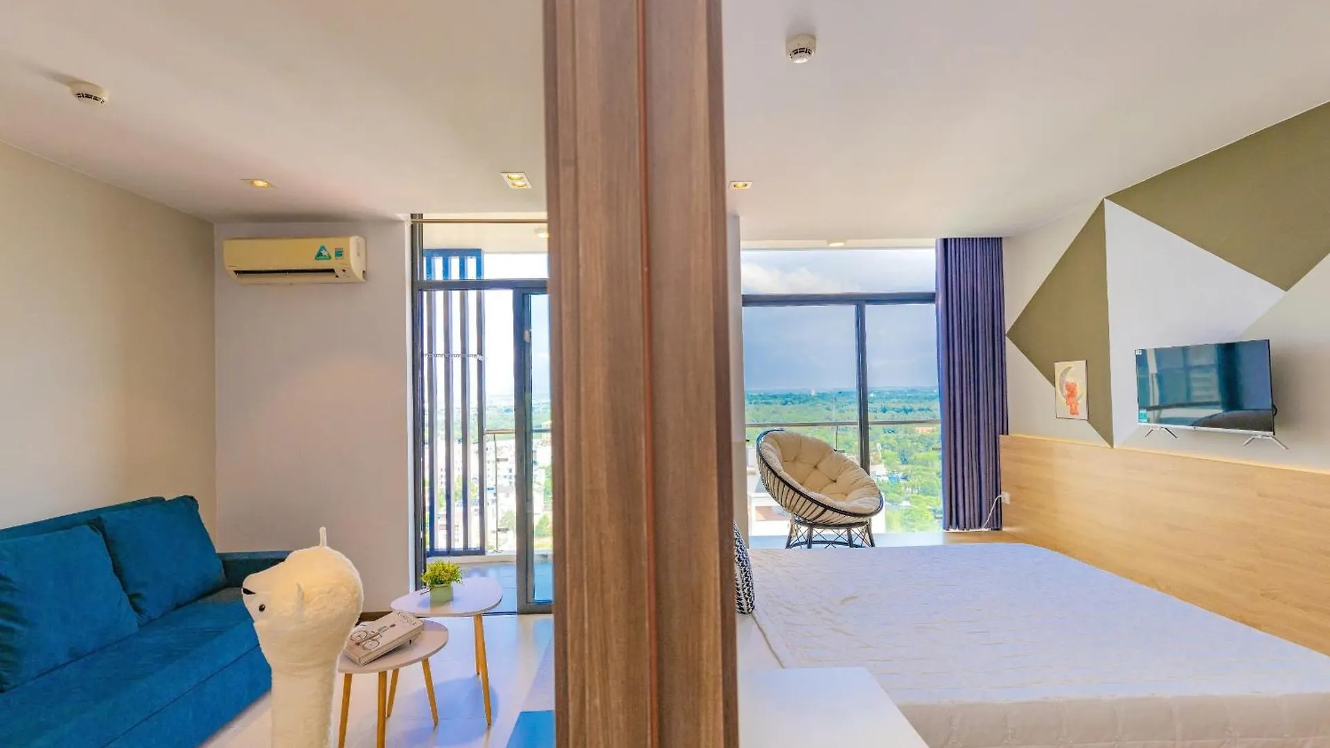 Nha Cua Mang - Csj Tower Bai Sau Vung Tau Apartment 0*,  Vietnam